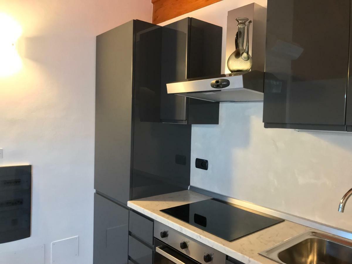 Il Gerlo Apartment Lezzeno Bagian luar foto